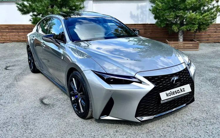 Lexus IS 300 2023 годаүшін32 800 000 тг. в Астана