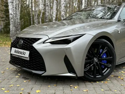 Lexus IS 300 2023 года за 28 500 000 тг. в Астана – фото 3