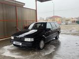 Volkswagen Passat 1993 года за 1 100 000 тг. в Атырау – фото 5