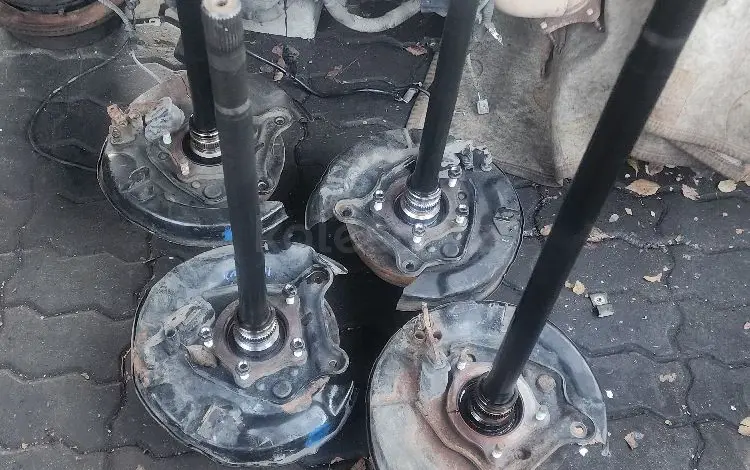 Полуось задняя бу оригенал за 49 000 тг. в Алматы