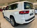 Toyota Land Cruiser Luxe 2026 года за 63 890 000 тг. в Астана – фото 5
