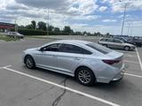 Hyundai Sonata 2017 годаүшін7 850 000 тг. в Астана – фото 2