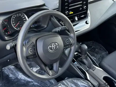 Toyota Corolla 2022 года за 13 350 000 тг. в Актобе – фото 16
