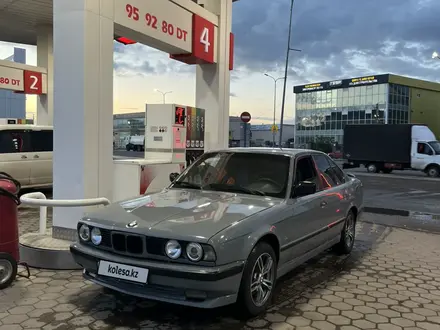 BMW 525 1990 года за 1 900 000 тг. в Астана – фото 5