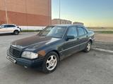 Mercedes-Benz C 180 1997 года за 1 550 000 тг. в Кокшетау – фото 3