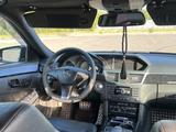 Mercedes-Benz E 300 2010 годаүшін7 500 000 тг. в Алматы – фото 4