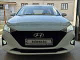 Hyundai Accent 2020 годаfor7 700 000 тг. в Шымкент