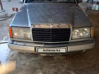 Mercedes-Benz E 200 1992 года за 650 000 тг. в Шымкент