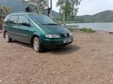 Volkswagen Sharan 1995 года за 3 000 000 тг. в Балкашино