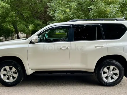 Toyota Land Cruiser Prado 2014 года за 17 300 000 тг. в Алматы – фото 7