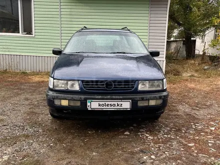 Volkswagen Passat 1994 года за 1 350 000 тг. в Шымкент – фото 12