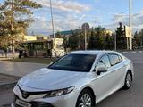 Toyota Camry 2018 годаүшін12 500 000 тг. в Костанай – фото 2