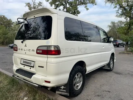 Mitsubishi Delica 2005 года за 8 500 000 тг. в Алматы