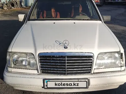 Mercedes-Benz E 250 1994 года за 1 250 000 тг. в Алматы