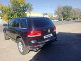 Volkswagen Touareg 2005 годаүшін6 000 000 тг. в Актобе – фото 2