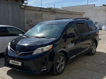 Toyota Sienna 2015 года за 13 400 000 тг. в Актау – фото 5