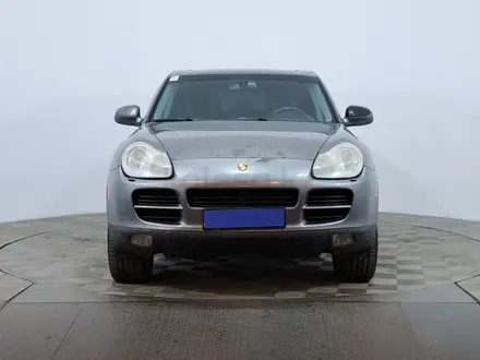 Porsche Cayenne 2005 года за 4 590 000 тг. в Астана – фото 2