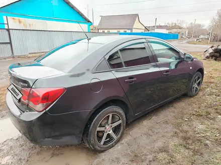 Chevrolet Cruze 2013 года за 3 500 000 тг. в Атбасар – фото 7