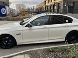 BMW 550 2013 года за 12 500 000 тг. в Атырау – фото 3