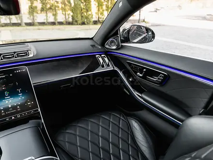 Mercedes-Benz S 580 2022 года за 90 000 000 тг. в Алматы – фото 20