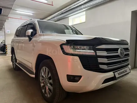 Toyota Land Cruiser 2024 года за 67 000 000 тг. в Караганда