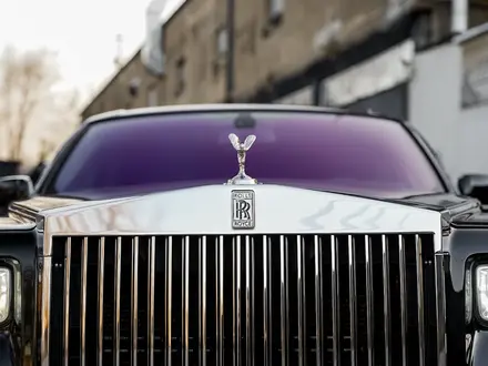 Rolls-Royce Phantom 2007 года за 87 000 000 тг. в Алматы – фото 6