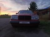Mercedes-Benz E 200 1990 года за 1 700 000 тг. в Астана