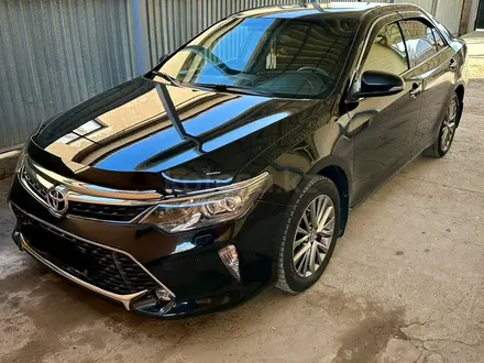 Toyota Camry 2018 года за 15 000 000 тг. в Шымкент