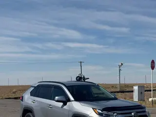 Toyota RAV4, 2022