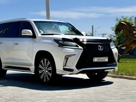 Lexus LX 570 2019 года за 48 000 000 тг. в Астана – фото 14