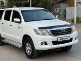 Toyota Hilux 2013 года за 10 500 000 тг. в Алматы – фото 2