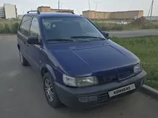 Mitsubishi Space Runner, 1996
