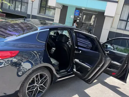 Kia K5 2019 года за 7 500 000 тг. в Алматы – фото 12