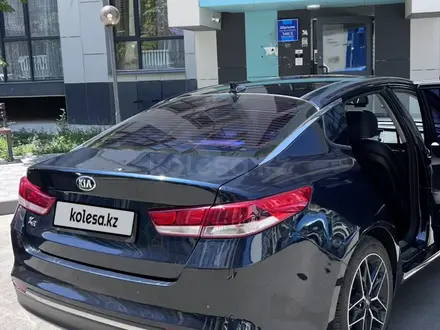 Kia K5 2019 года за 7 500 000 тг. в Алматы – фото 4