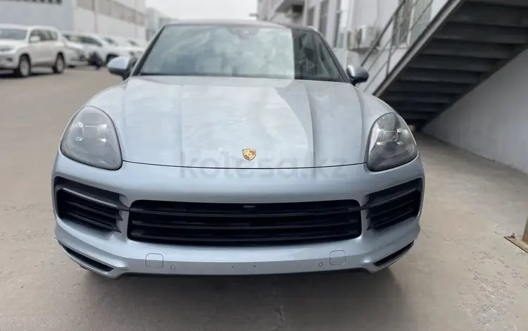 Porsche Cayenne Coupe 2023 года за 61 036 000 тг. в Бишкек