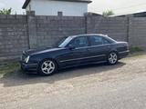 Mercedes-Benz E 230 1996 годаүшін1 600 000 тг. в Алматы – фото 2