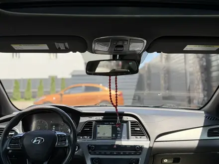 Hyundai Sonata 2015 года за 8 500 000 тг. в Алматы – фото 15