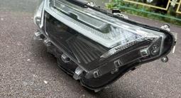 Правая фара на RAV4 бу оригинал за 340 000 тг. в Алматы – фото 2
