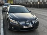 Toyota Camry 2011 года за 7 400 000 тг. в Актобе