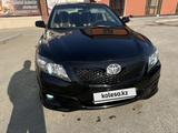 Toyota Camry 2011 года за 6 700 000 тг. в Атырау – фото 2