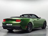 Ford Mustang 2024 года за 34 500 000 тг. в Алматы – фото 2