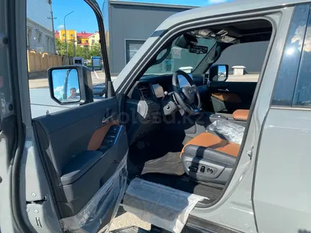 Lexus GX 550 Luxury+ 2025 года за 61 651 540 тг. в Актобе – фото 7