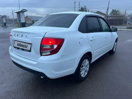 ВАЗ (Lada) Granta 2190 2022 года за 4 550 000 тг. в Астана – фото 3