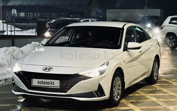 Hyundai Elantra 2022 годаүшін10 500 000 тг. в Алматы