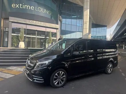 Mercedes-Benz V 250 2018 года за 21 000 000 тг. в Алматы – фото 4