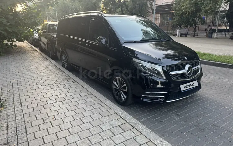 Mercedes-Benz V 250 2018 года за 21 000 000 тг. в Алматы