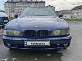 BMW 528 1997 года за 2 300 000 тг. в Тараз – фото 2