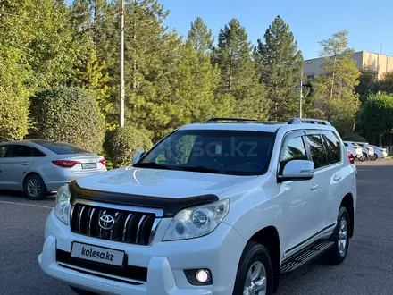 Toyota Land Cruiser Prado 2012 года за 18 300 000 тг. в Тараз