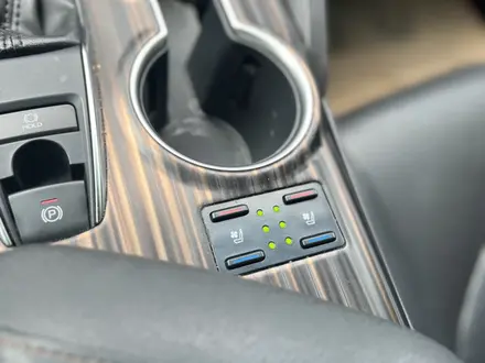 Toyota Camry 2019 года за 12 400 000 тг. в Алматы – фото 9
