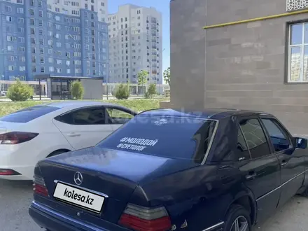 Mercedes-Benz E 220 1994 годаүшін2 000 000 тг. в Туркестан – фото 2